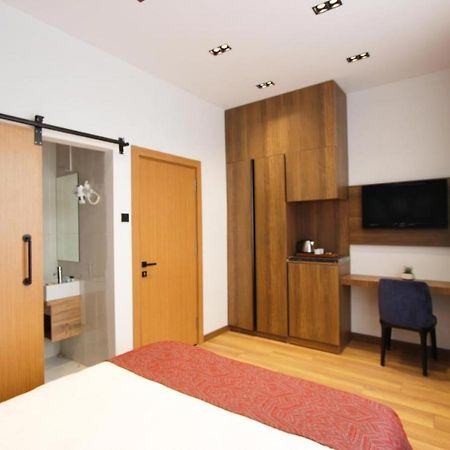 Besiktas Konuk Evi Hotel อิสตันบูล ภายนอก รูปภาพ