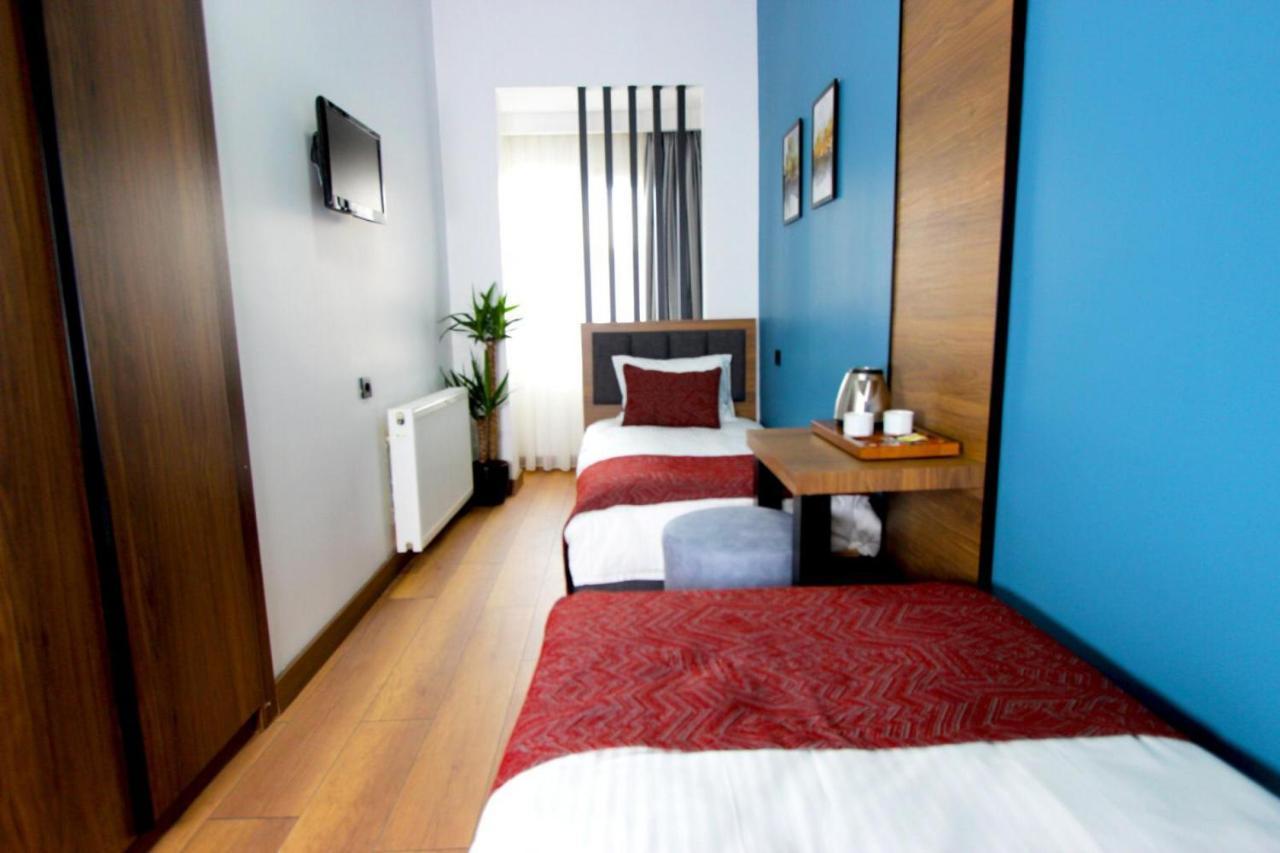 Besiktas Konuk Evi Hotel อิสตันบูล ภายนอก รูปภาพ